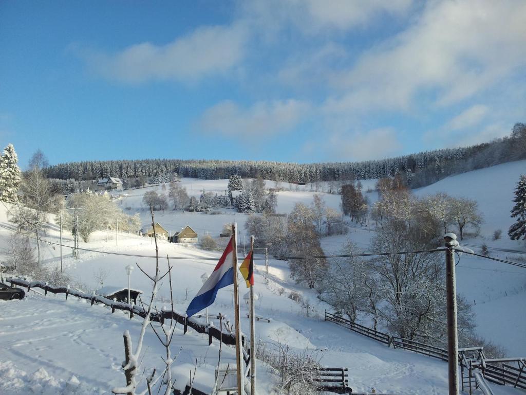 Nordenau Landgasthof Nesselbach מראה חיצוני תמונה